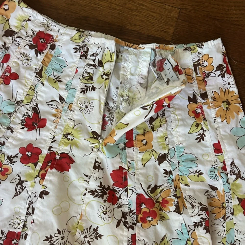 CABI pleated, floral print cotton skirt - Picture 8 of 9
